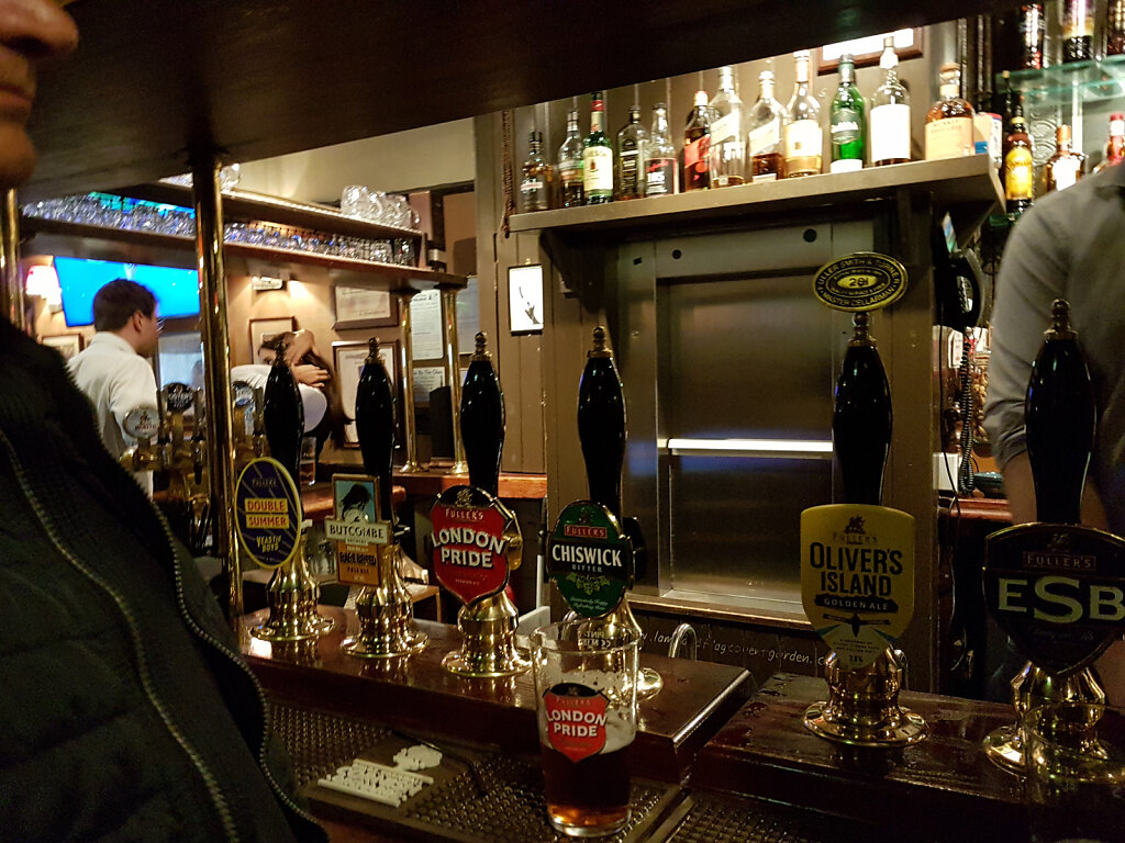 Pub